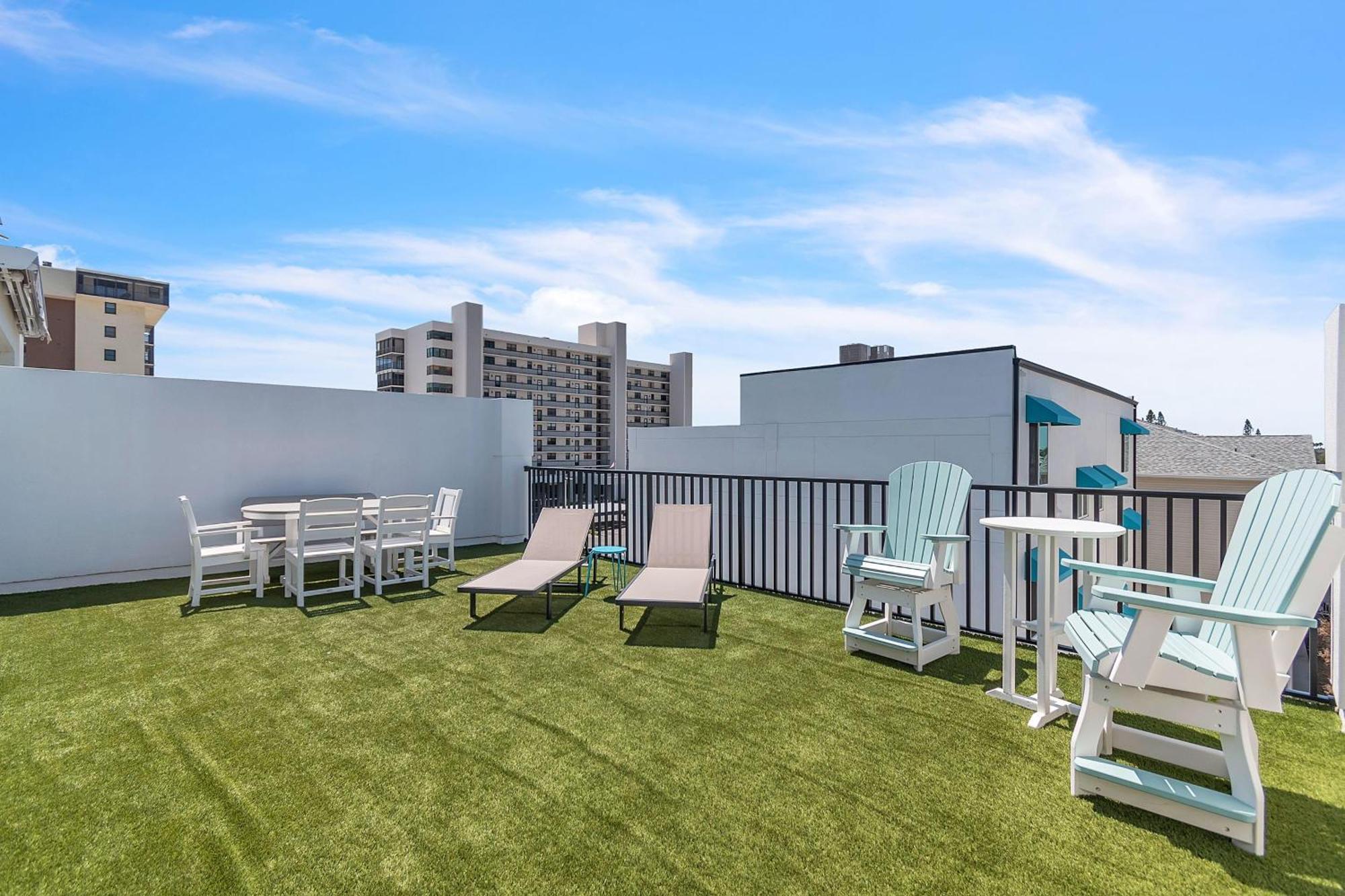 Azul Townhomes A5 *