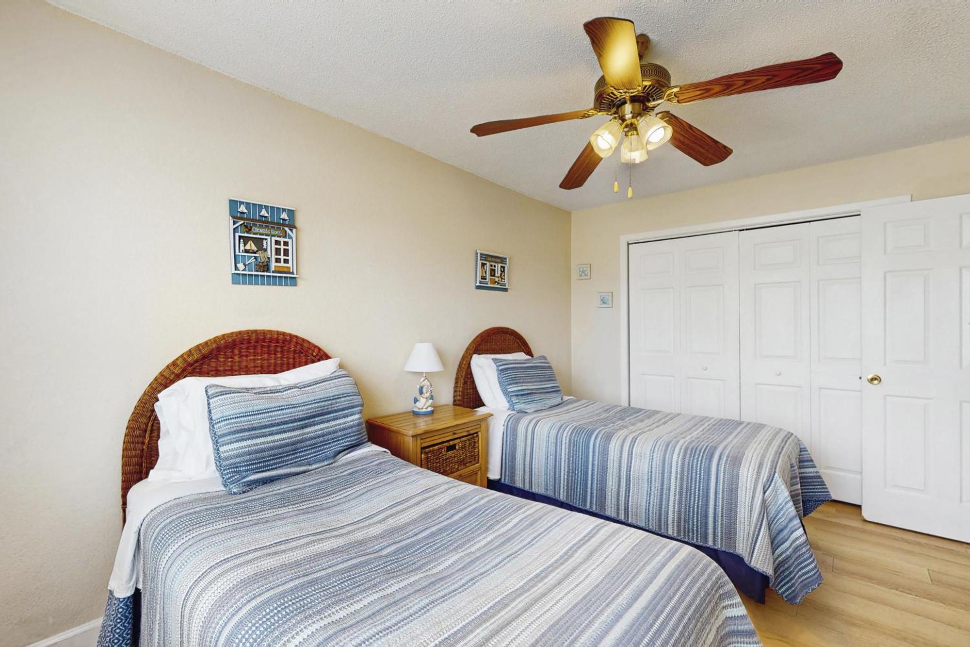 Waves Unit 20 Holiday home St. Pete Beach