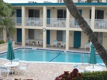 Malyn St. Pete Beach