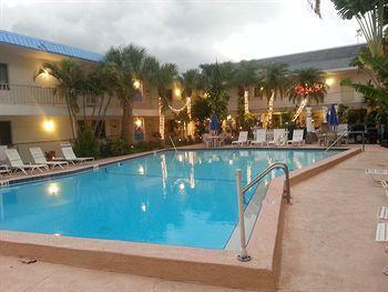 Motel Island House