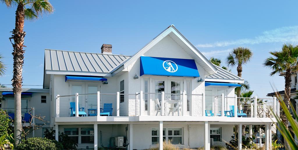 Hotel On The Beach 2*