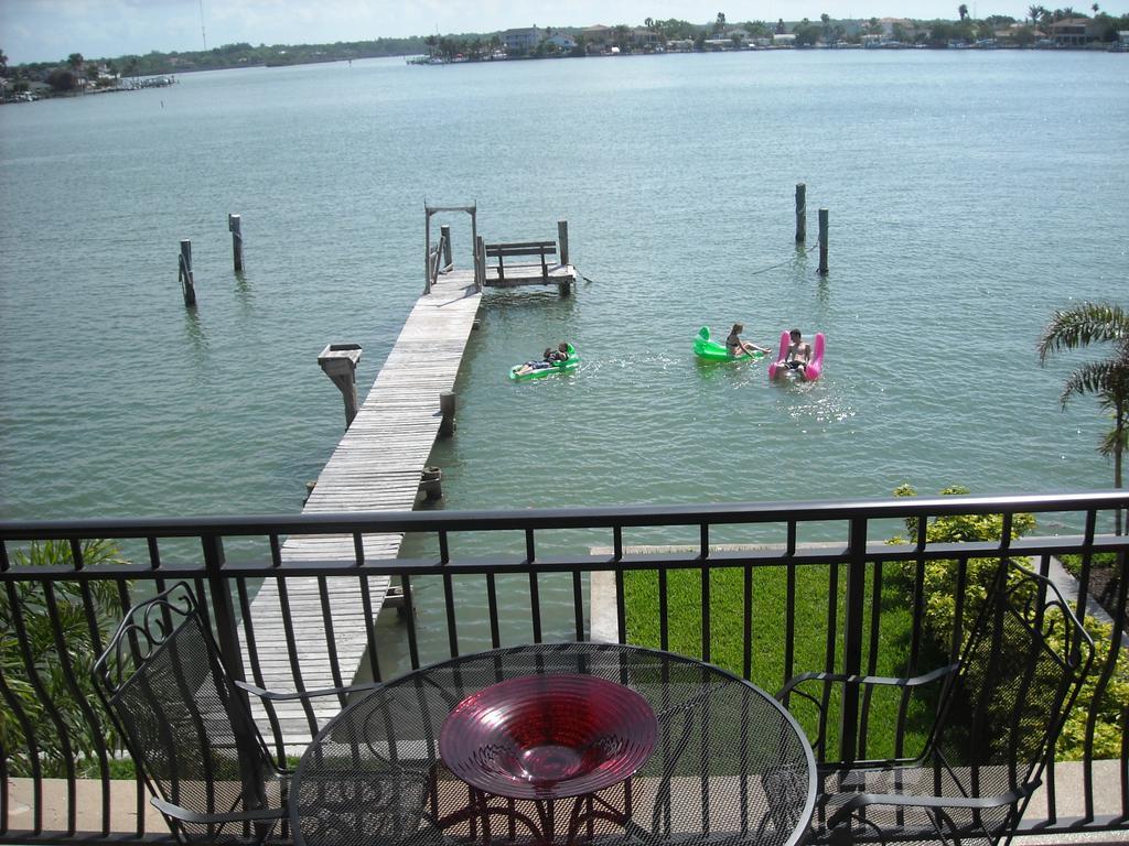 And Bay Mediterraneantownhouse Holiday home St. Pete Beach