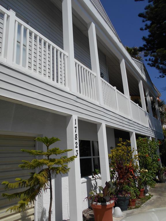 3000 Sq Ft And Bay