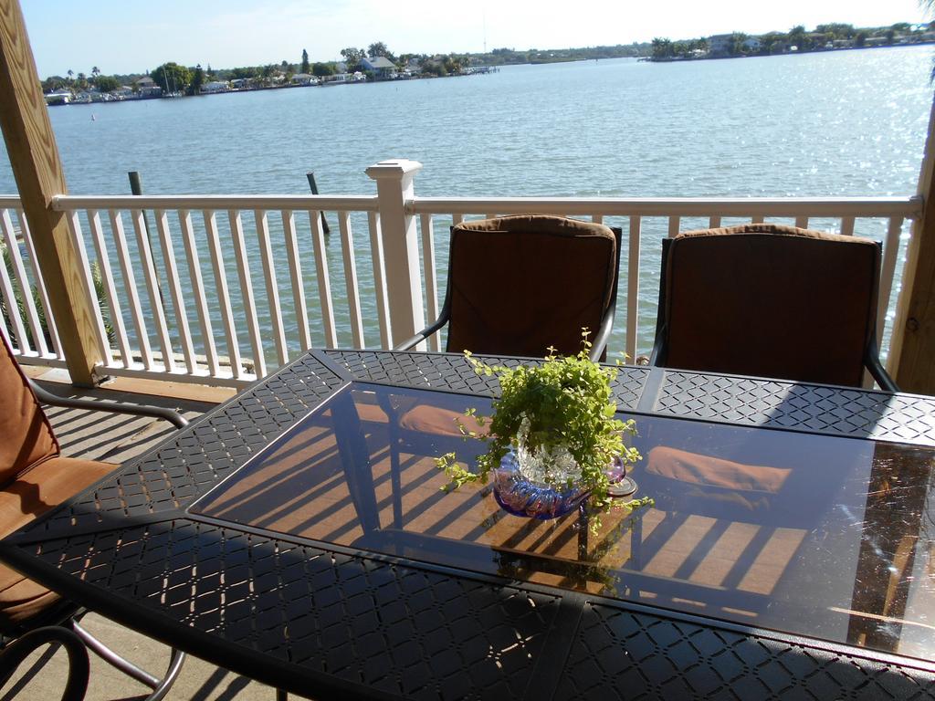 Apartment 3000 Sq Ft And Bay