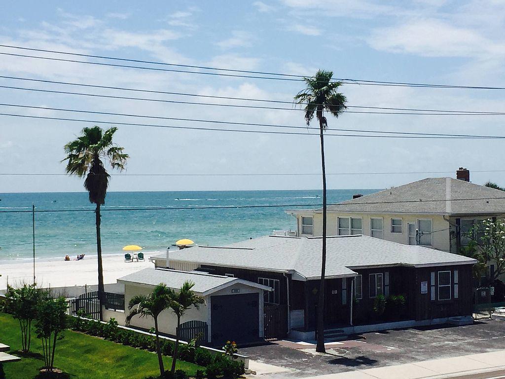 Apartment Escape To Paradise