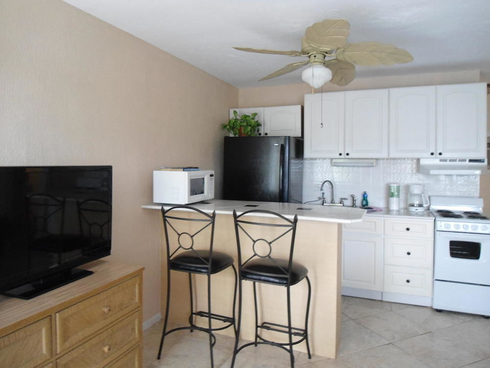Malyn Aparthotel St. Pete Beach