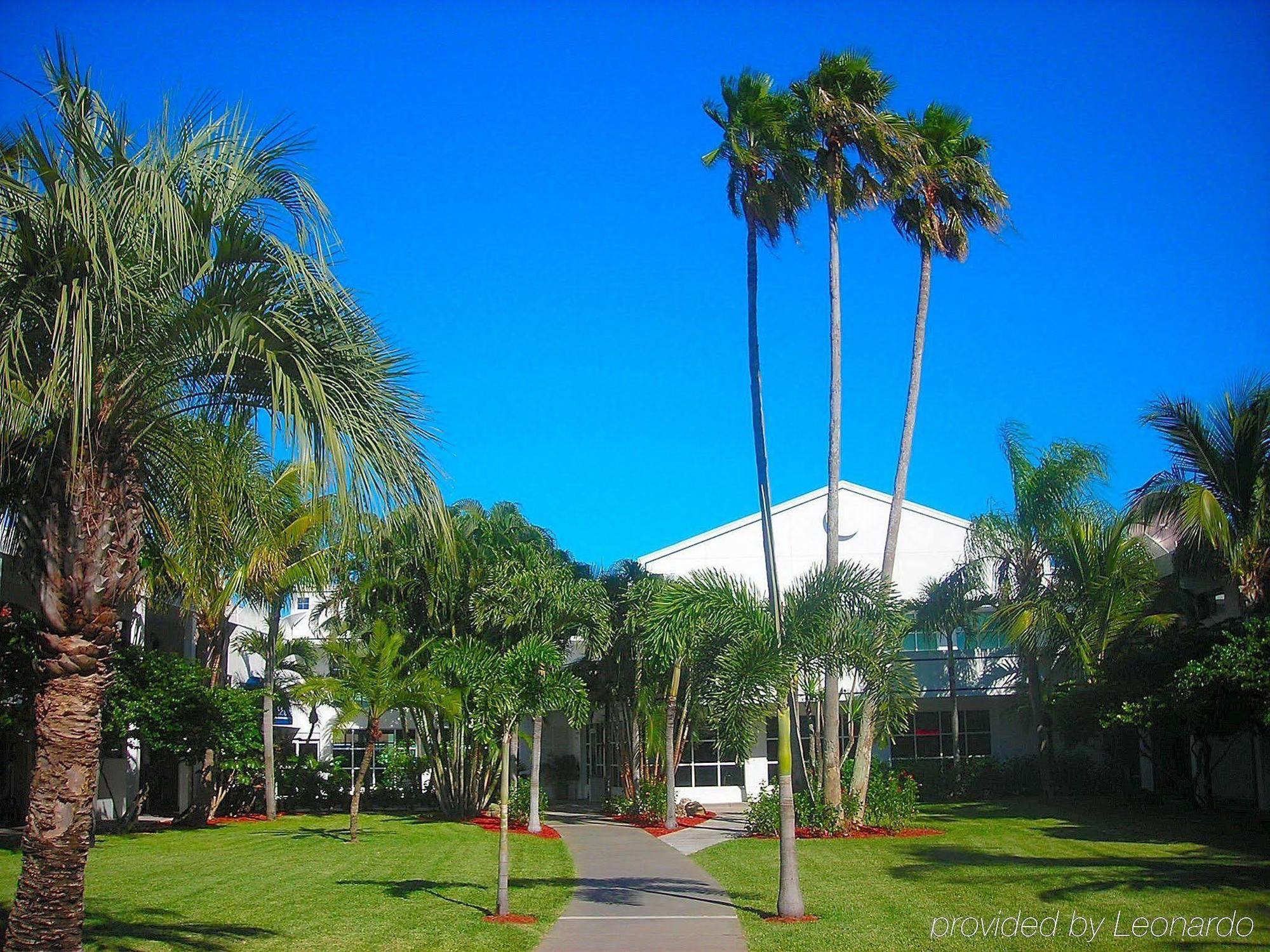 The Beachcomber St. Pete & Resort