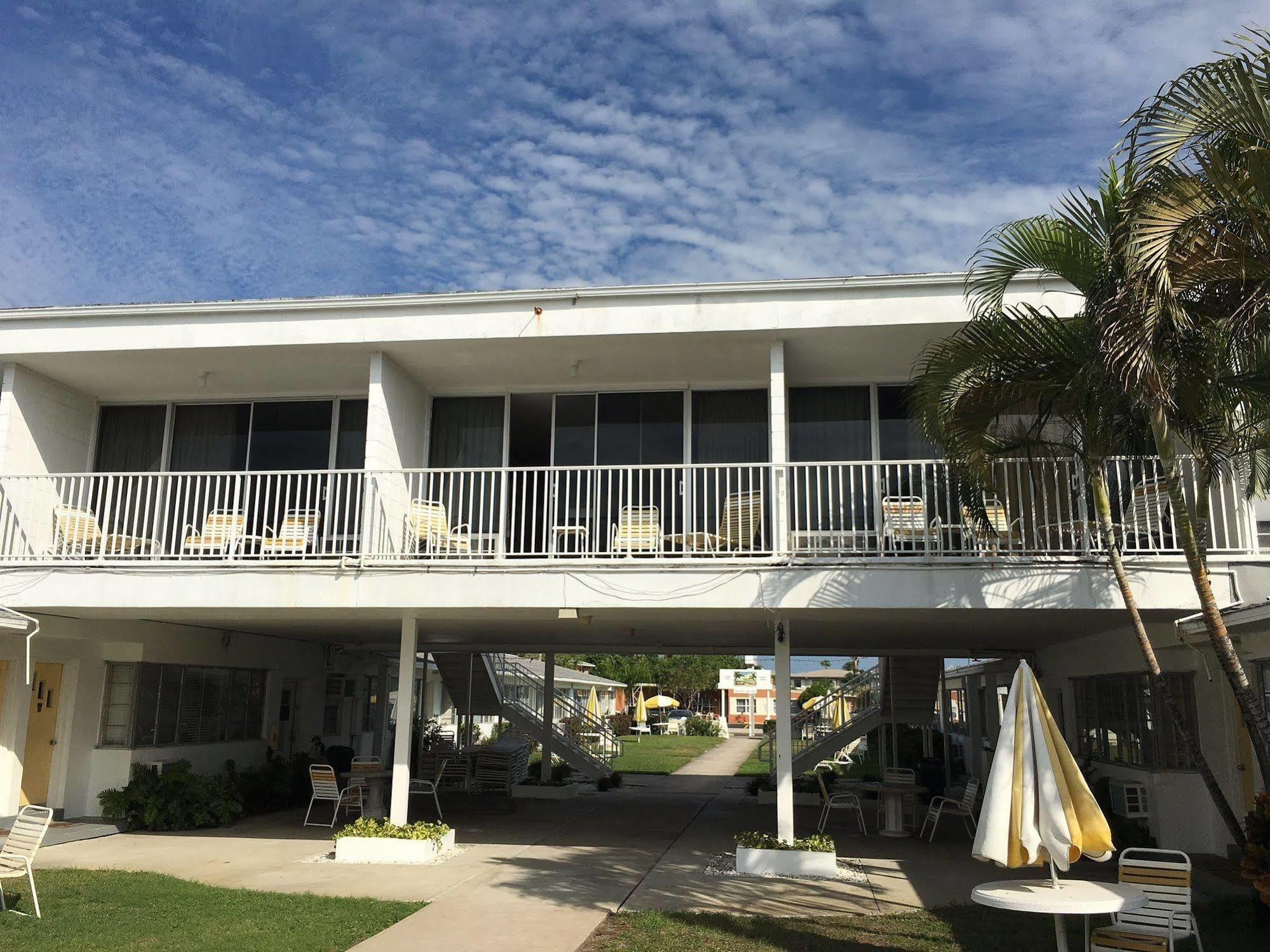 Hotel The Sands Of Treasure Island St. Pete Beach
