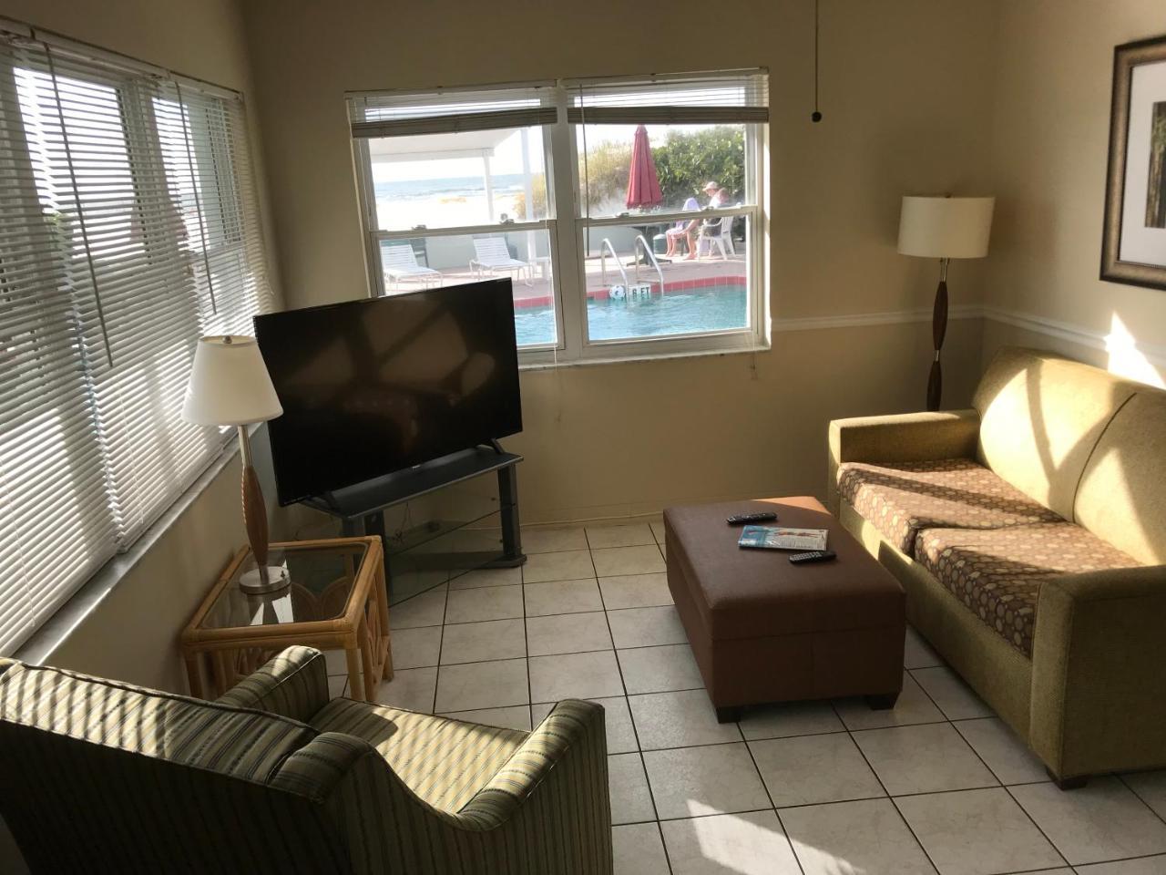 Miramar Motel