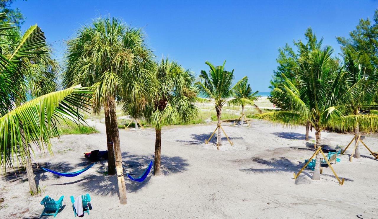 The Molloy - Treasure Island & Motel St. Pete Beach