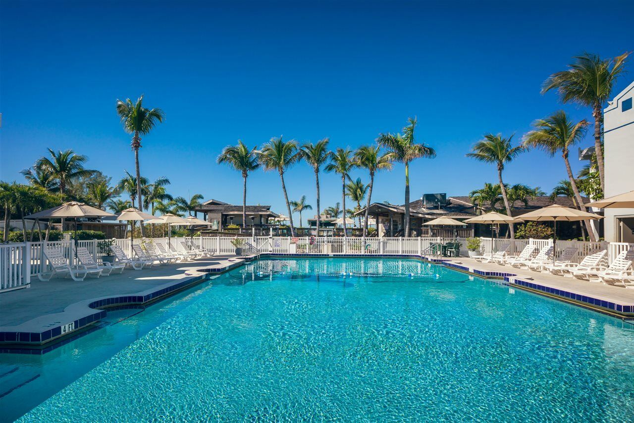 The Beachcomber St. Pete & St. Pete Beach