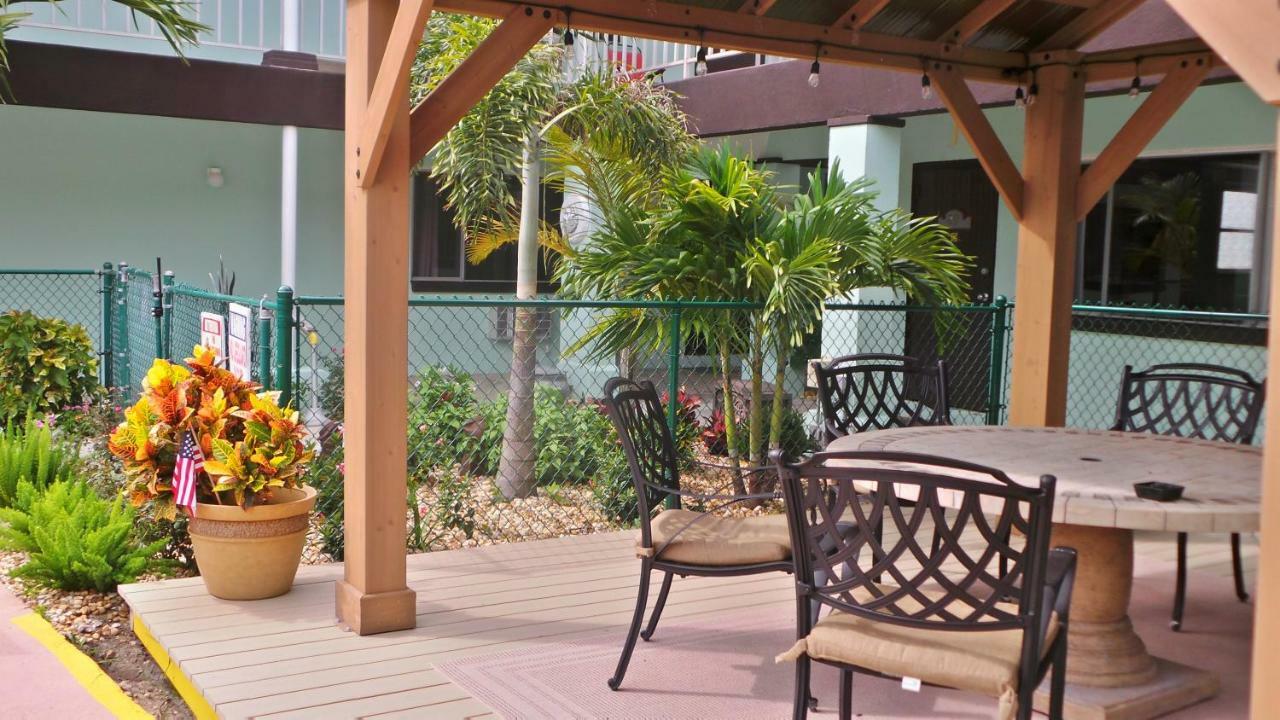 Island House 2* St. Pete Beach