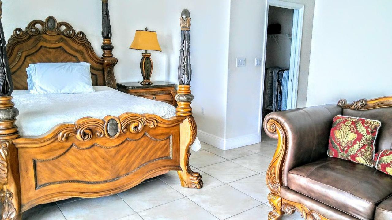 Holiday home And Bay Mediterraneantownhouse *