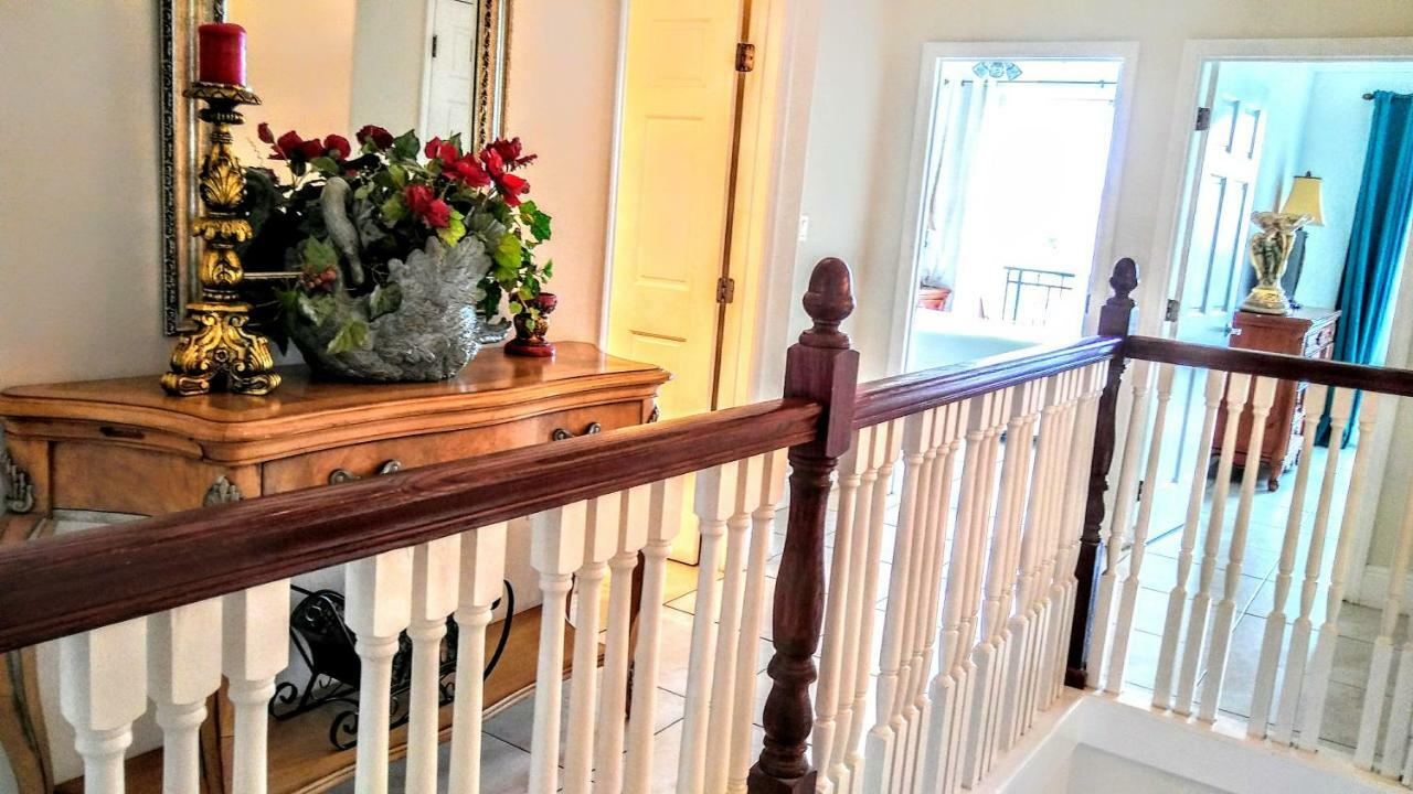 Mediterranean Three Story Townhouse Holiday home
