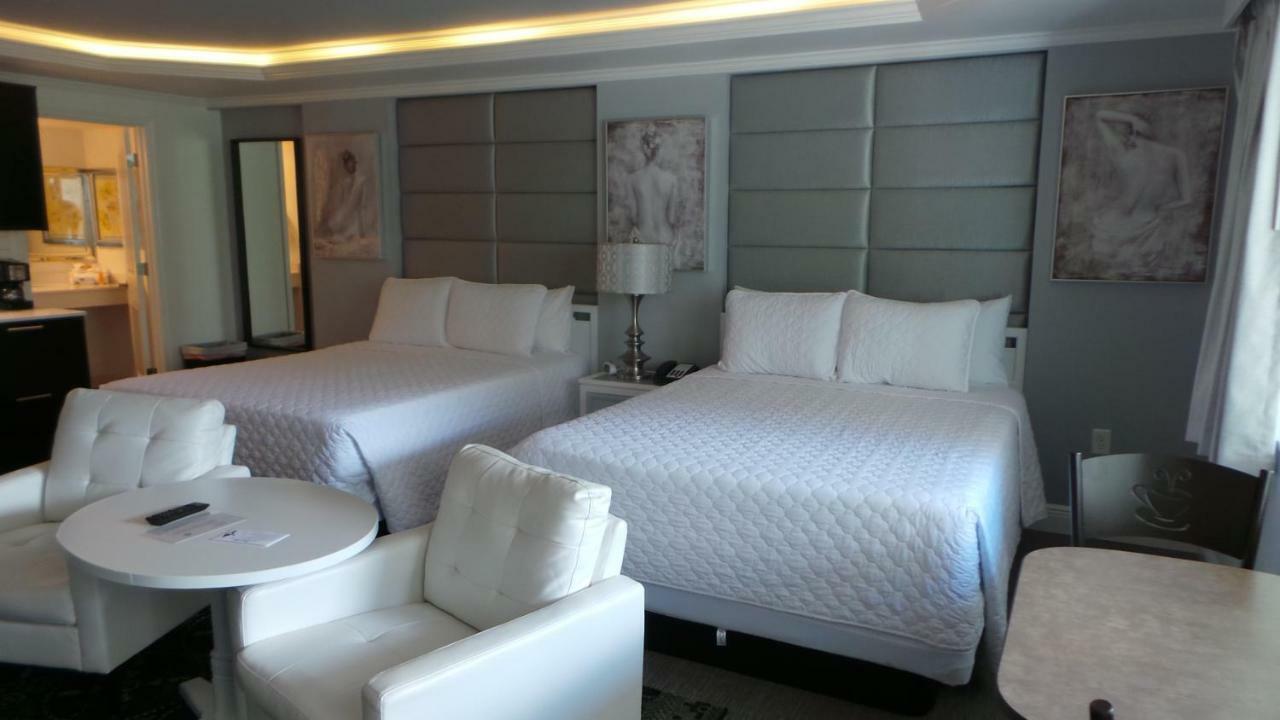 Island House Motel 2*