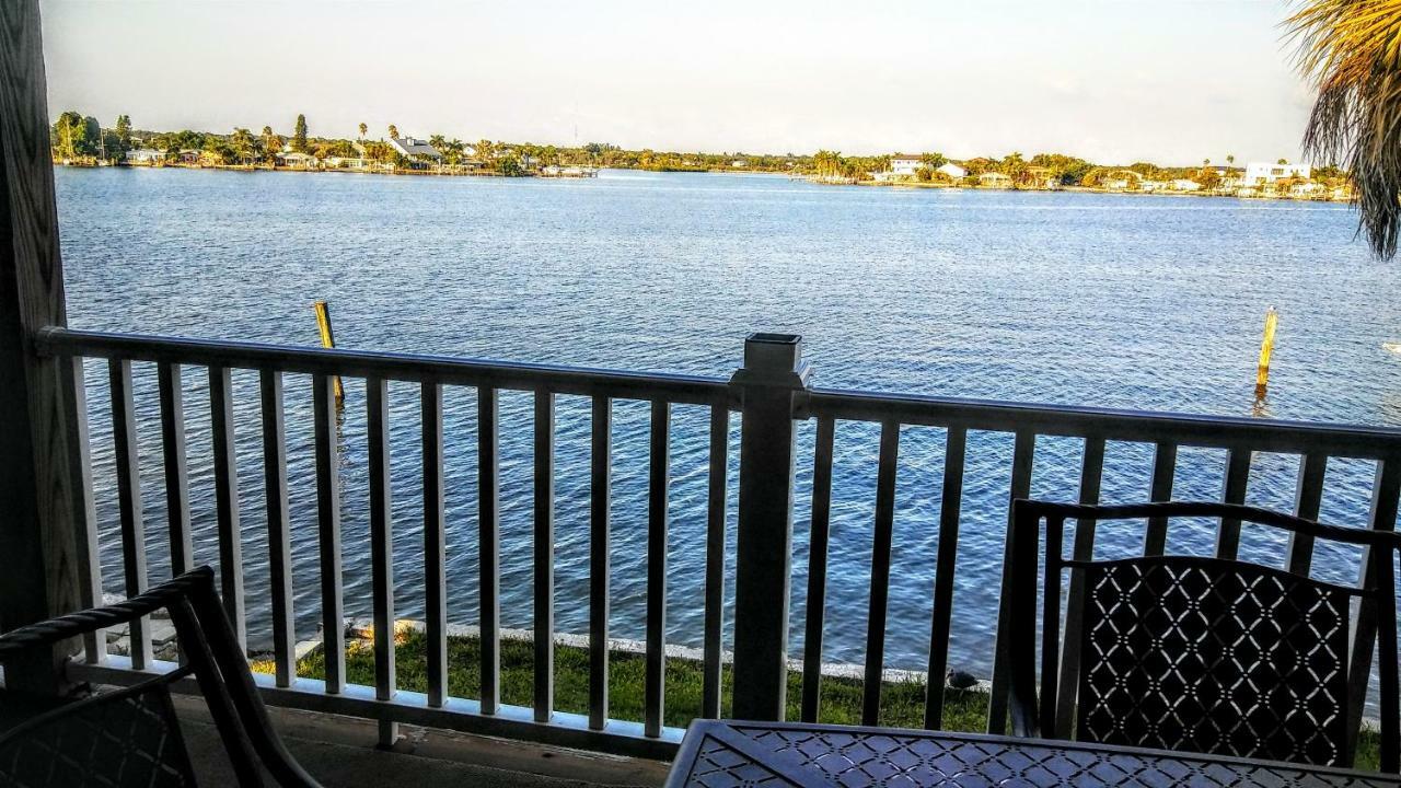 Apartment 3000 Sq Ft And Bay St. Pete Beach