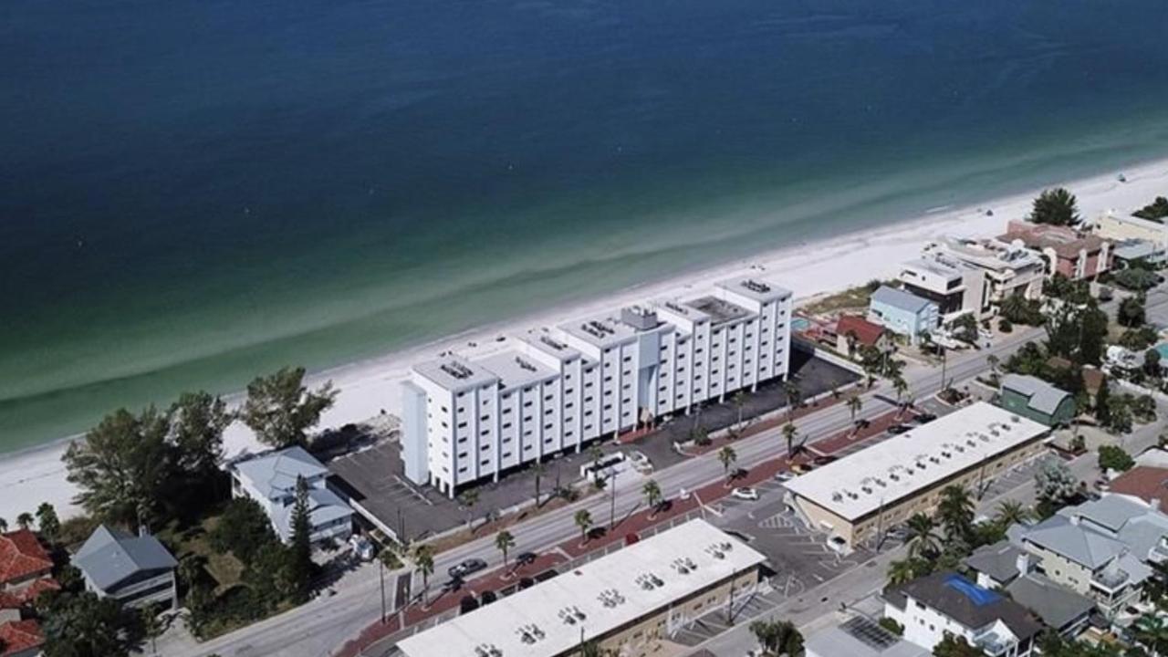 Sunset Chateau Beach Front Star5vacations Holiday home *