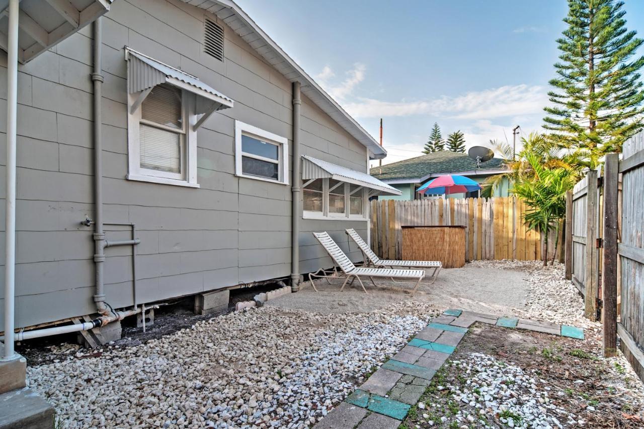 Treasure Island Cottage, Near Boardwalk And Beach! St. Pete Beach