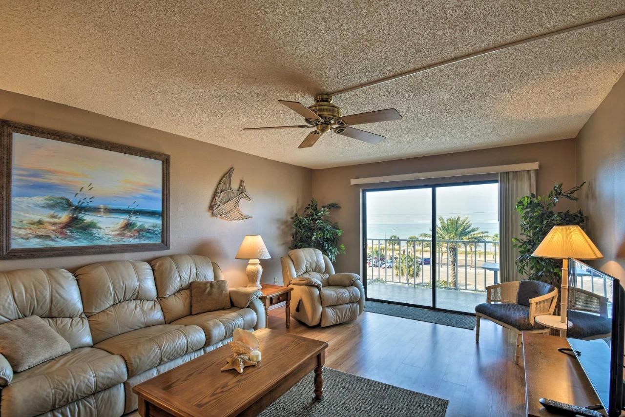 Coastal With Balcony Walk To Madeira Beach! * St. Pete Beach