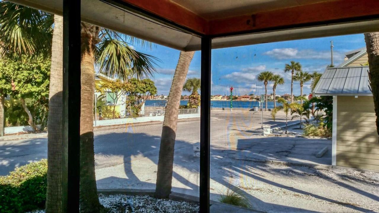 Pass-a-grille Intercoastal Views 102-4 By Techtravel