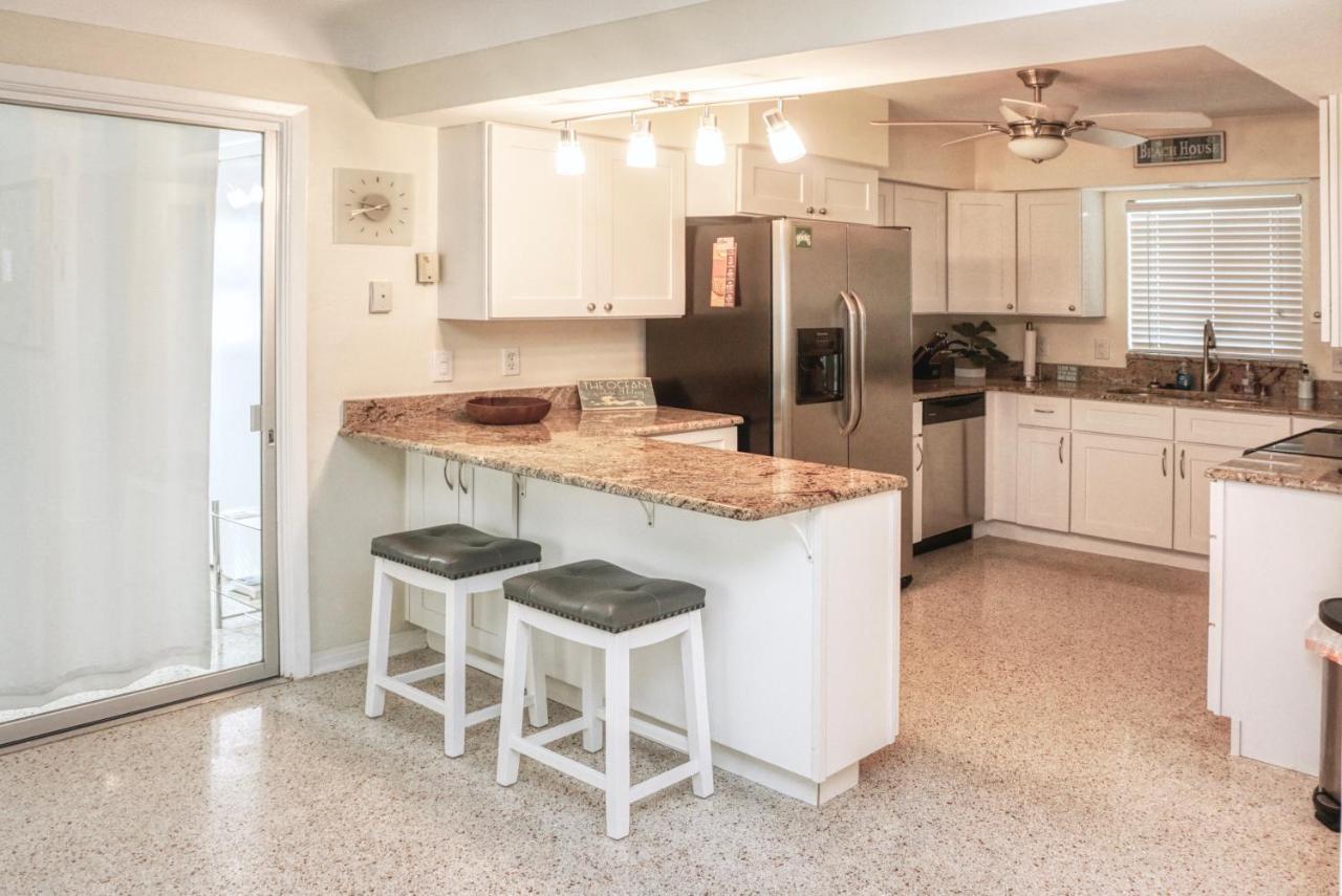 Pass-a-grille Intercoastal Views 102-4 By Techtravel Holiday home St. Pete Beach