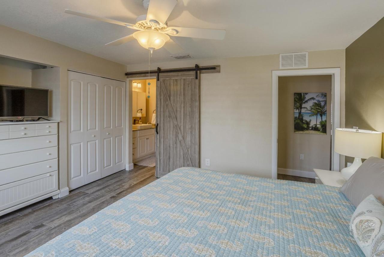 Sunset Chateau Beach Front Star5vacations Holiday home *