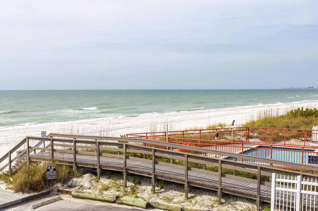 Holiday home Sunset Chateau Beach Front Star5vacations St. Pete Beach