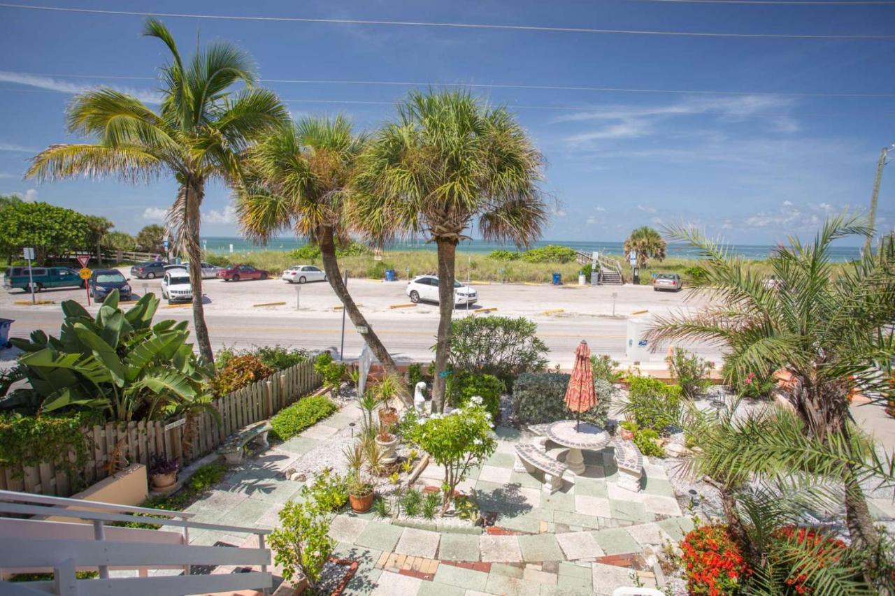 Gulf Spray - C * St. Pete Beach