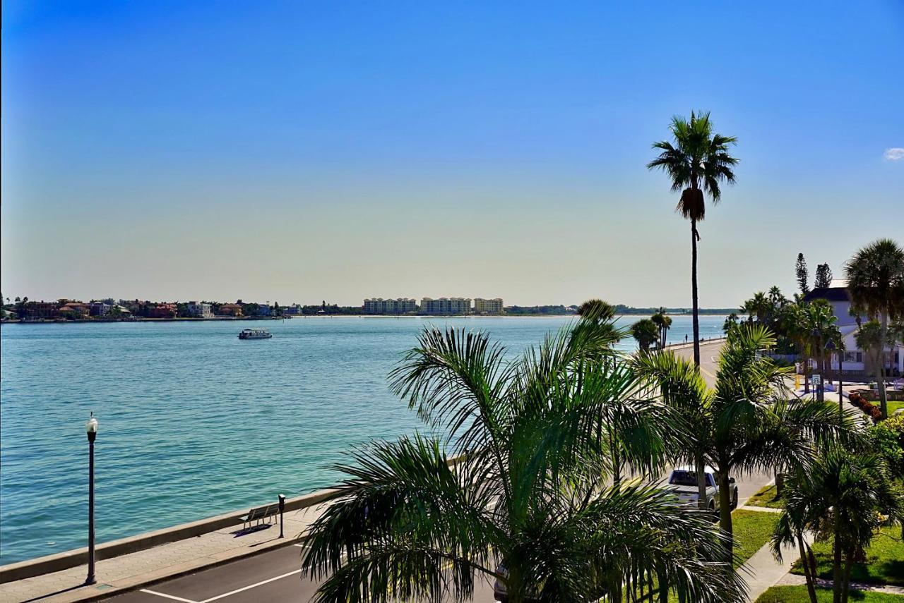 Pass-a-grille Luxury Waterfront 612 By Techtravel Holiday home St. Pete Beach
