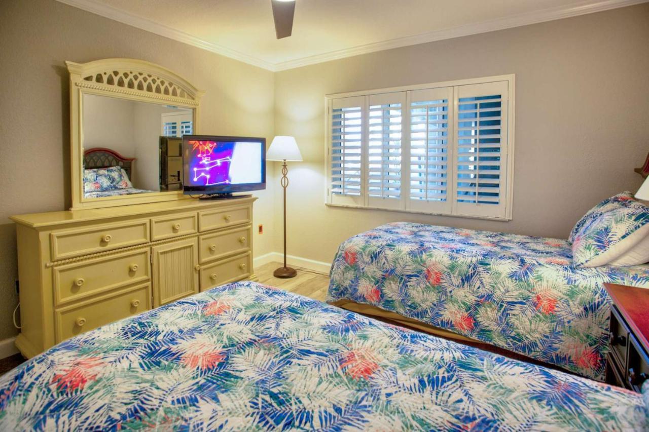 8-205 - Lands End * St. Pete Beach
