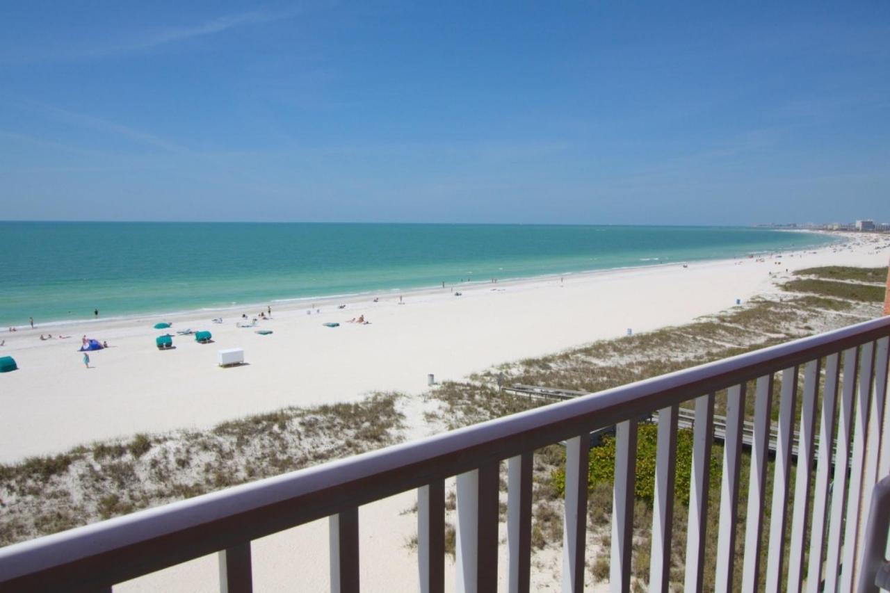 607 - Island * St. Pete Beach