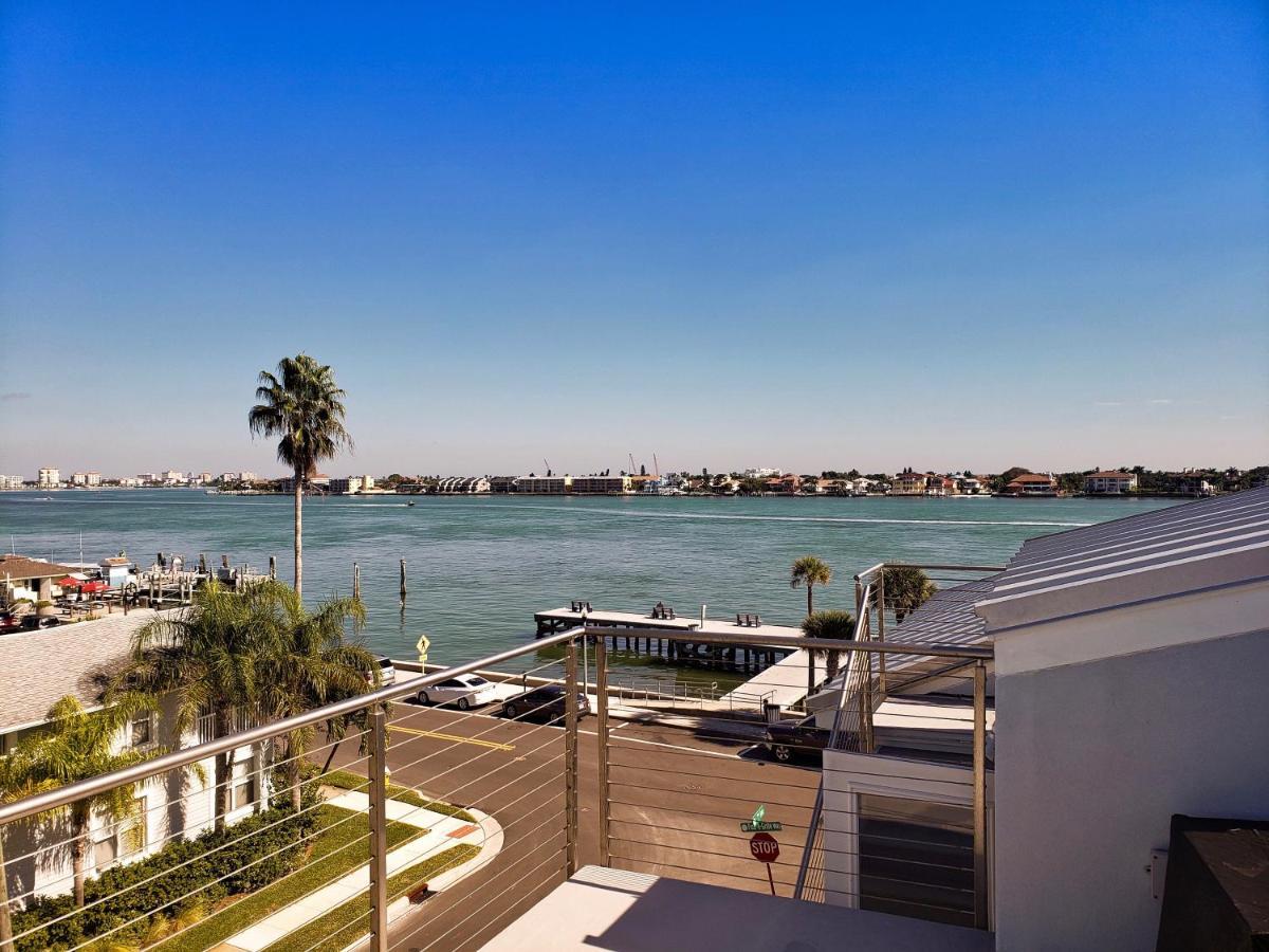 Pass-a-grille Luxury Waterfront 612 By Techtravel Holiday home St. Pete Beach