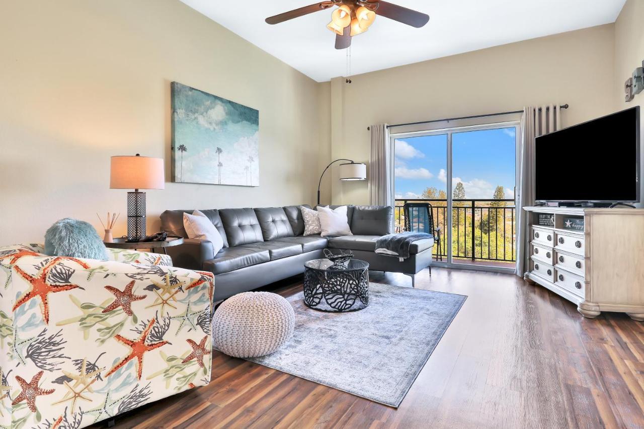 Bay Front Oasis Apartment