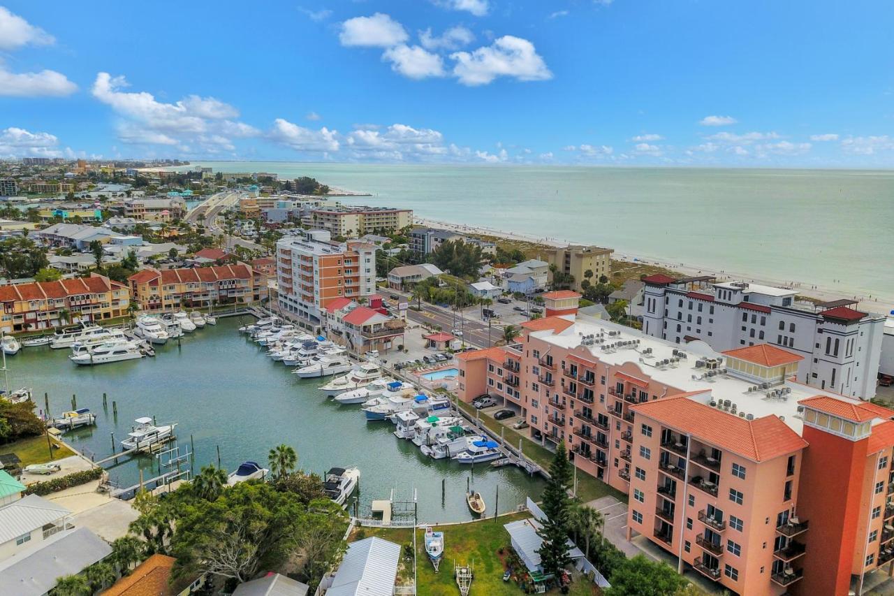 Bay Front Oasis *