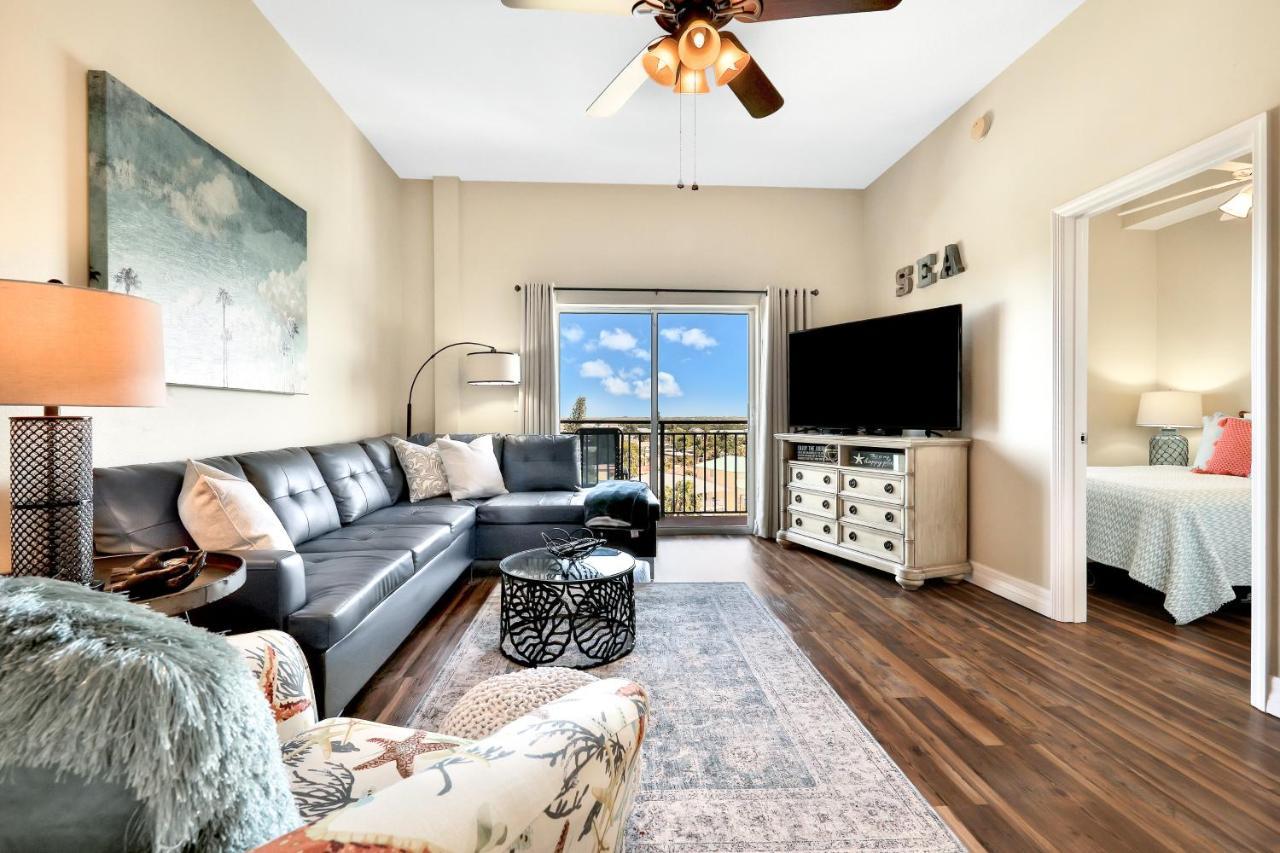 Apartment Bay Front Oasis *