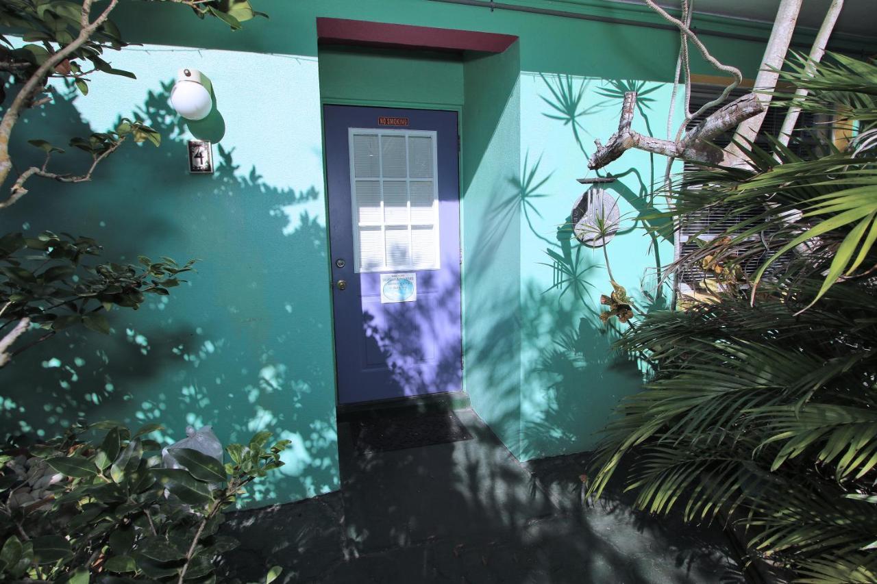 Affordable Beach - One Bedroom Dlx