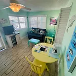 Redington On The Beach Sea Rocket Wifi Parking 14