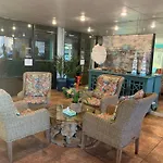 Island Inn Unit 315