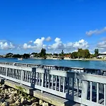 Land\'S End 11-207 Beach Front