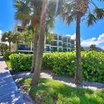 Land\'S End 8-306 Beach Front - Premier