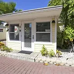 The Cottages At Madeira Beach