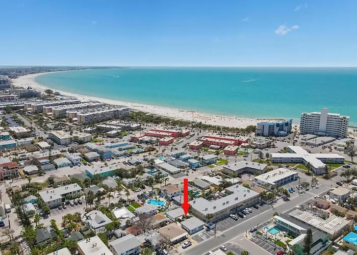Sala 6 - St Pete Beach Gem!