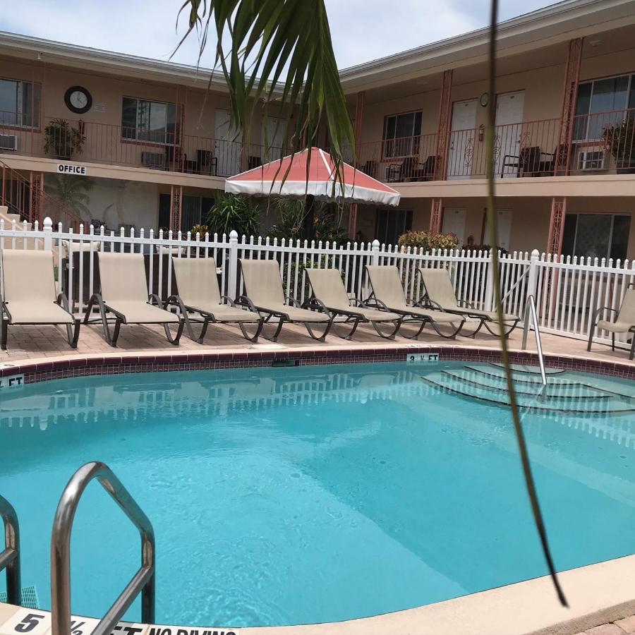 Carlton House And St. Pete Beach