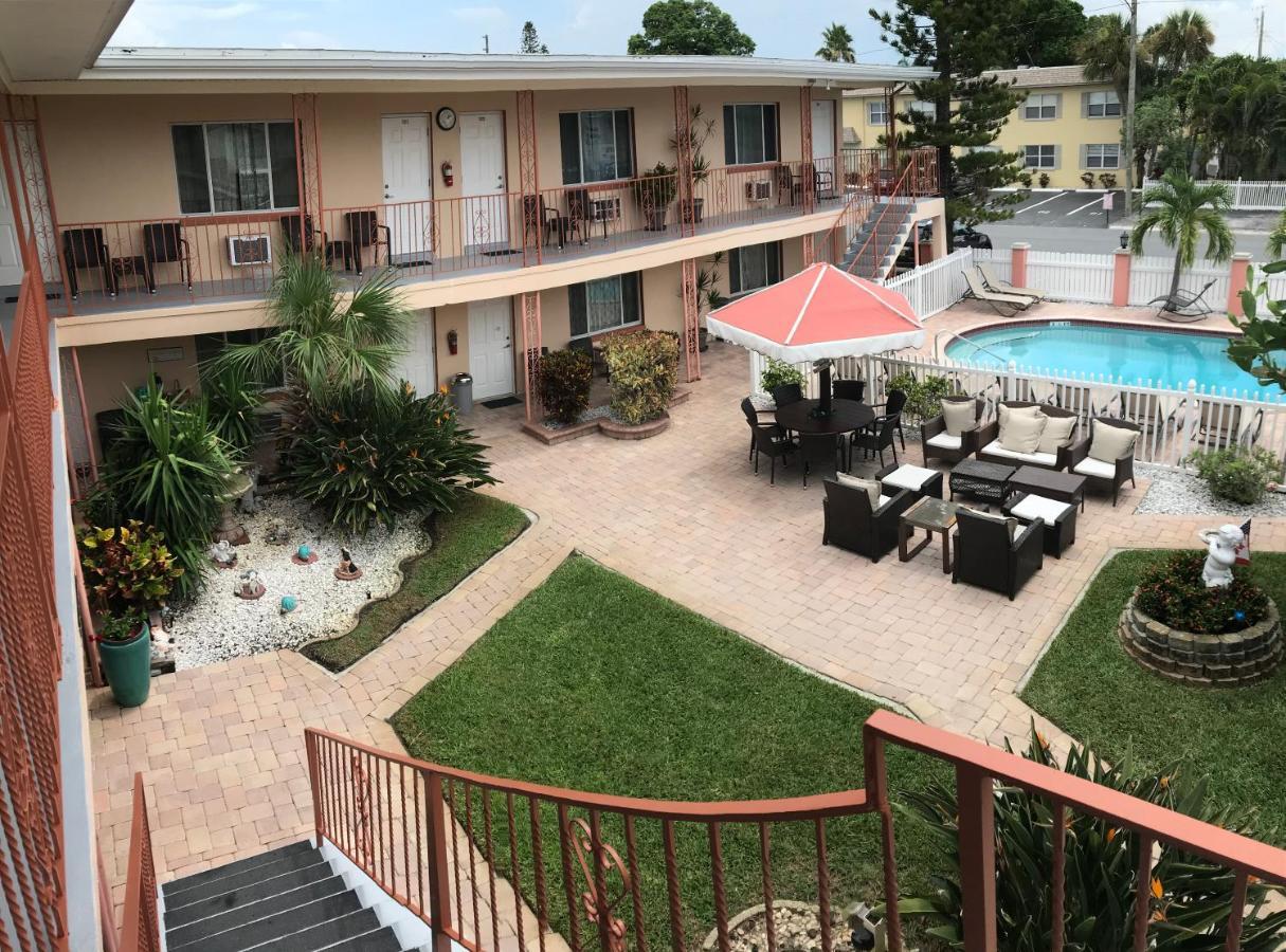 Motel Carlton House And