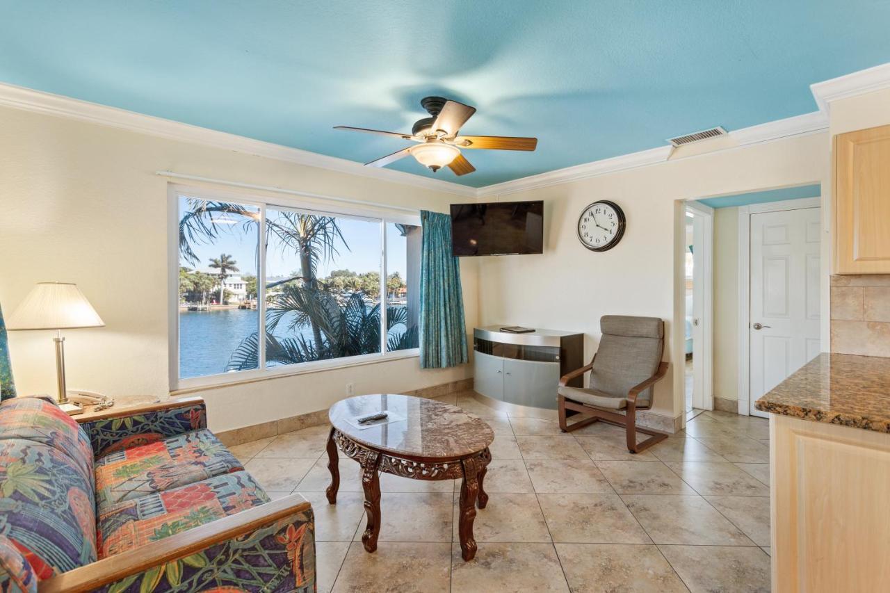 Hotel Bay Palms Waterfront - And Marina 3*