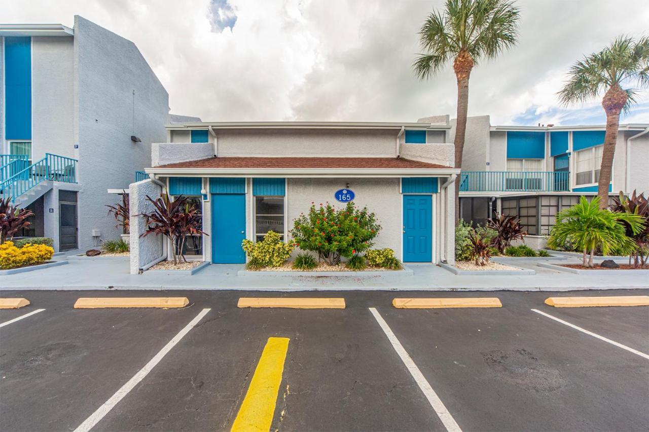 #165a Madeira Beach Yacht Club