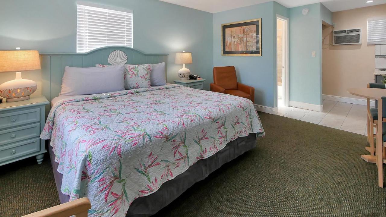 Motel Carlton House And