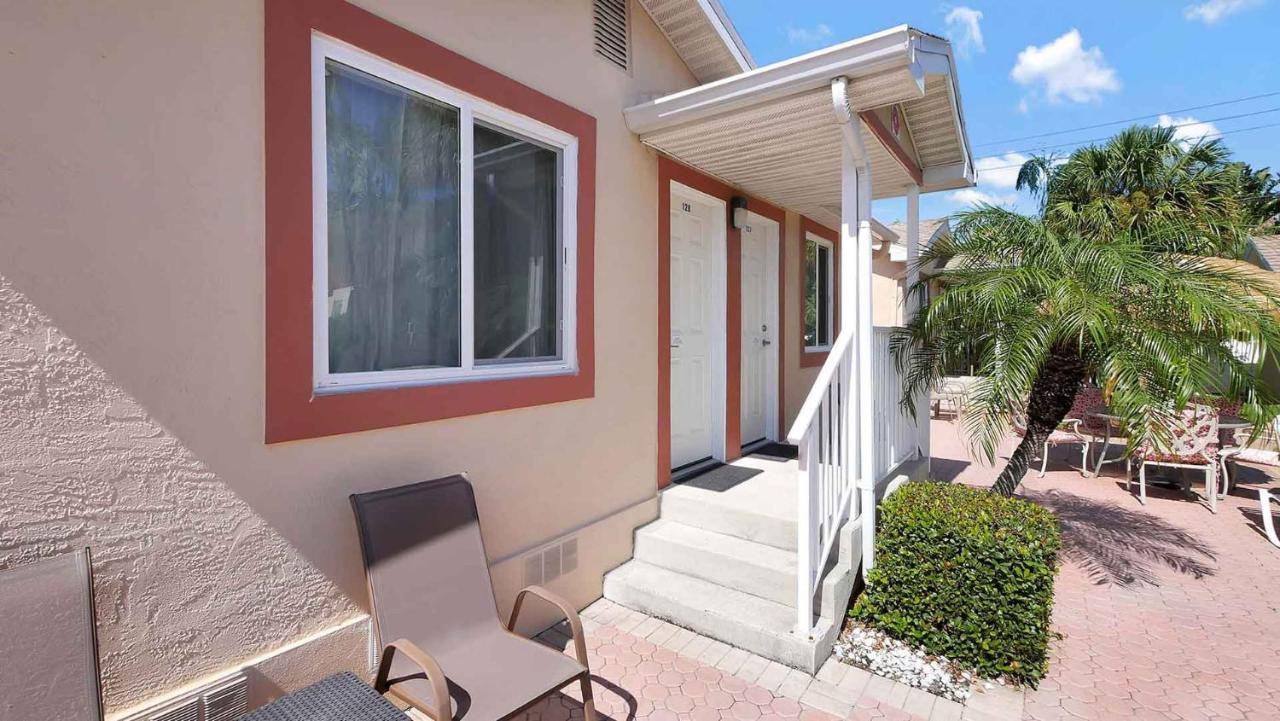 Motel Carlton House And St. Pete Beach
