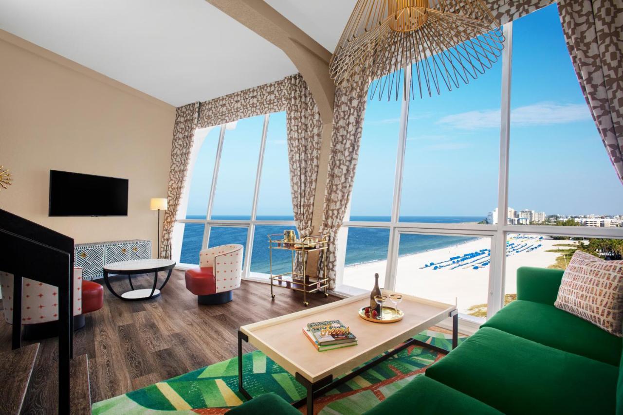 Bellwether Hotel