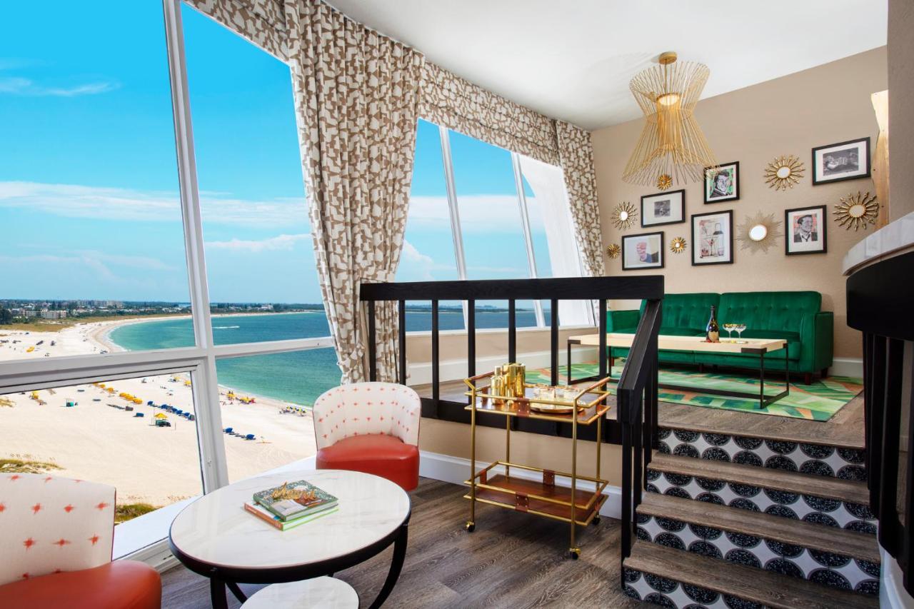 Hotel Bellwether